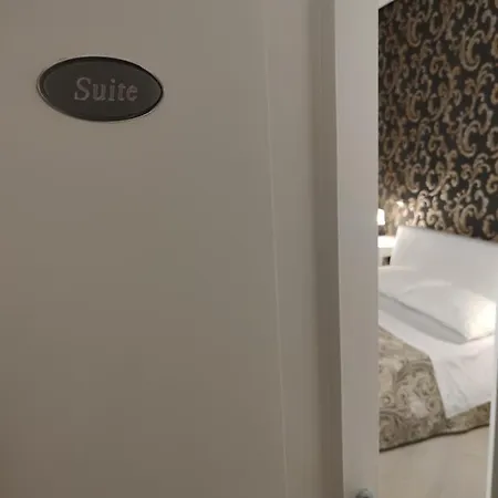 Maison d'hôtes Sami Luxury 3 8 0 7 9 4 9 2 5 3