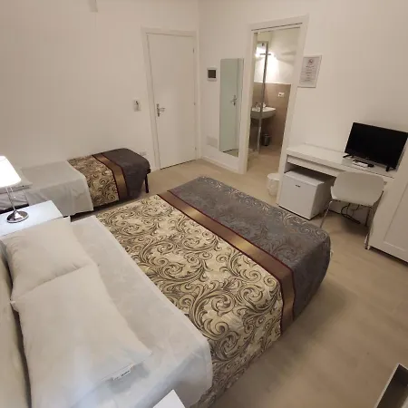 Maison d'hôtes Sami Luxury 3 8 0 7 9 4 9 2 5 3 Syracuse