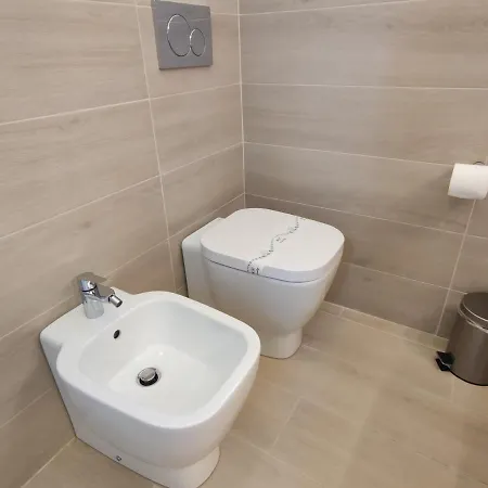 Maison d'hôtes Sami Luxury 3 8 0 7 9 4 9 2 5 3 Syracuse