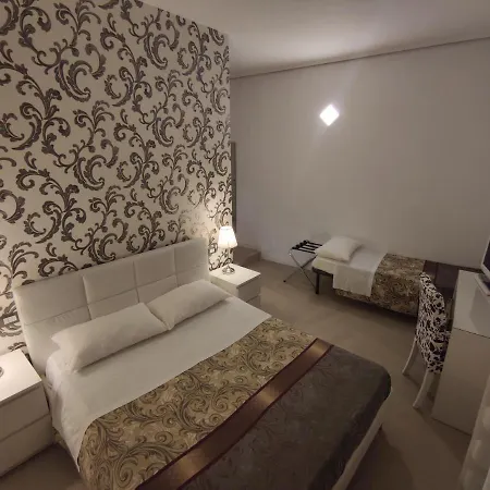 Sami Luxury 3 8 0 7 9 4 9 2 5 3 Гостевой дом 3*