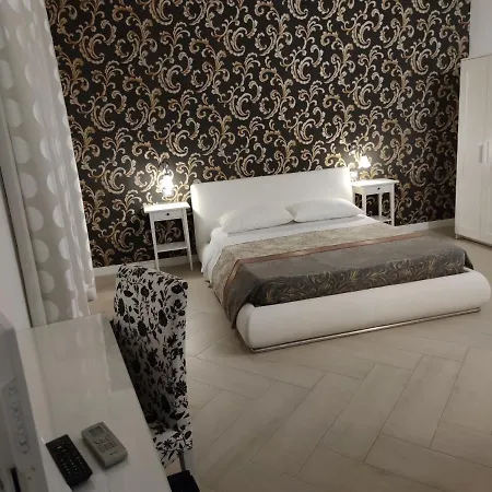 Sami Luxury 3 8 0 7 9 4 9 2 5 3 Гостевой дом Сиракузы