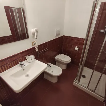 Гостевой дом Sami Luxury 3 8 0 7 9 4 9 2 5 3 3*