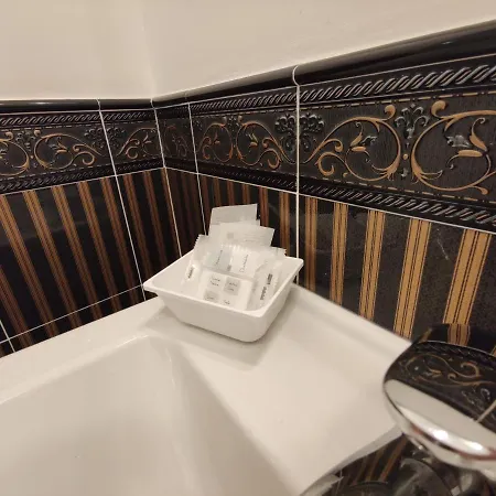 Гостевой дом Sami Luxury 3 8 0 7 9 4 9 2 5 3 Сиракузы